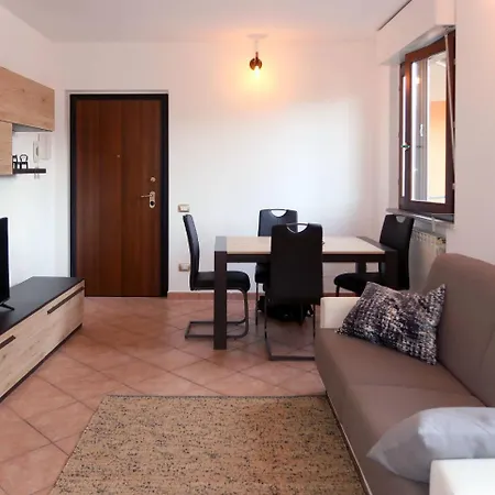 Condominio Donizetti 190s Apartment